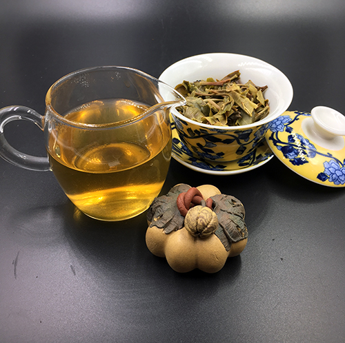 南糯山十周年生茶--500.jpg